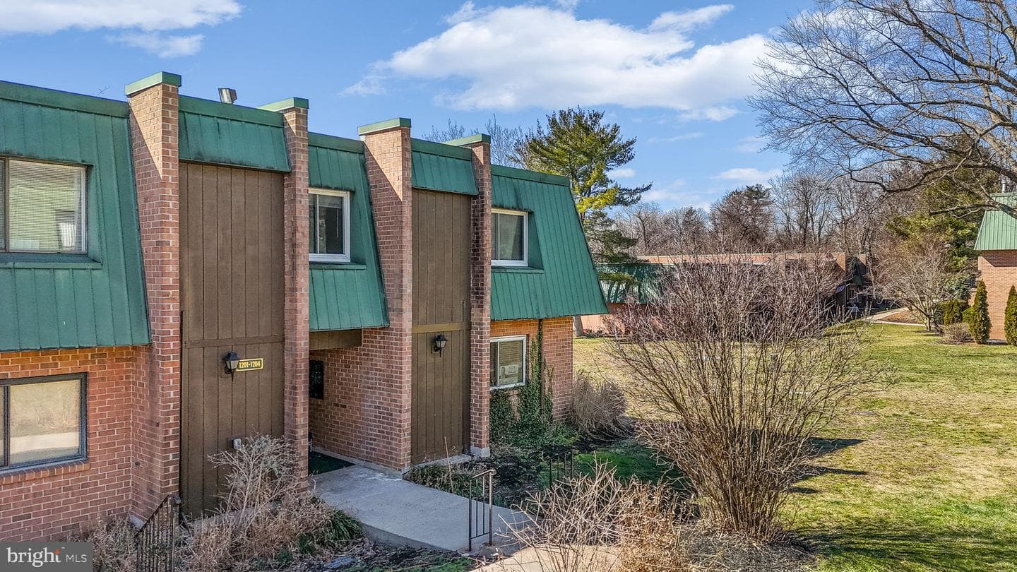 1201 Meadowview Lane #1201 photo 1