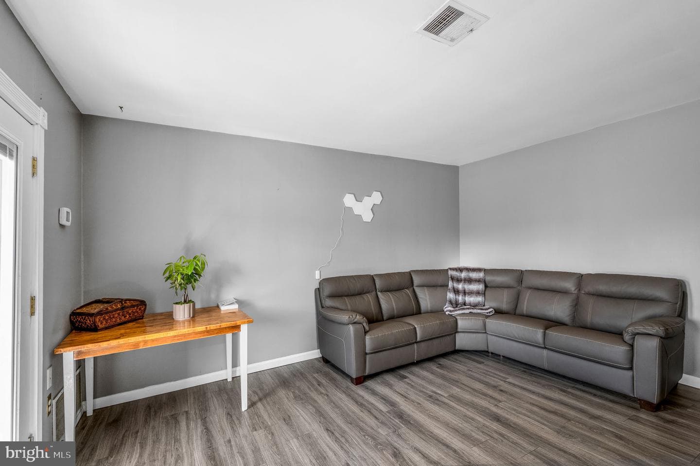 1201 Meadowview Lane #1201 photo 7