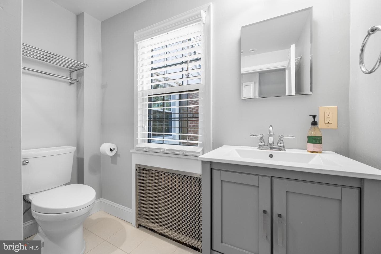 100 Overhill Road photo 24