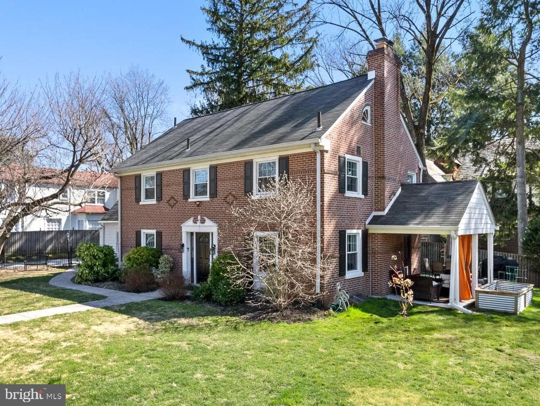 100 Overhill Road photo 4