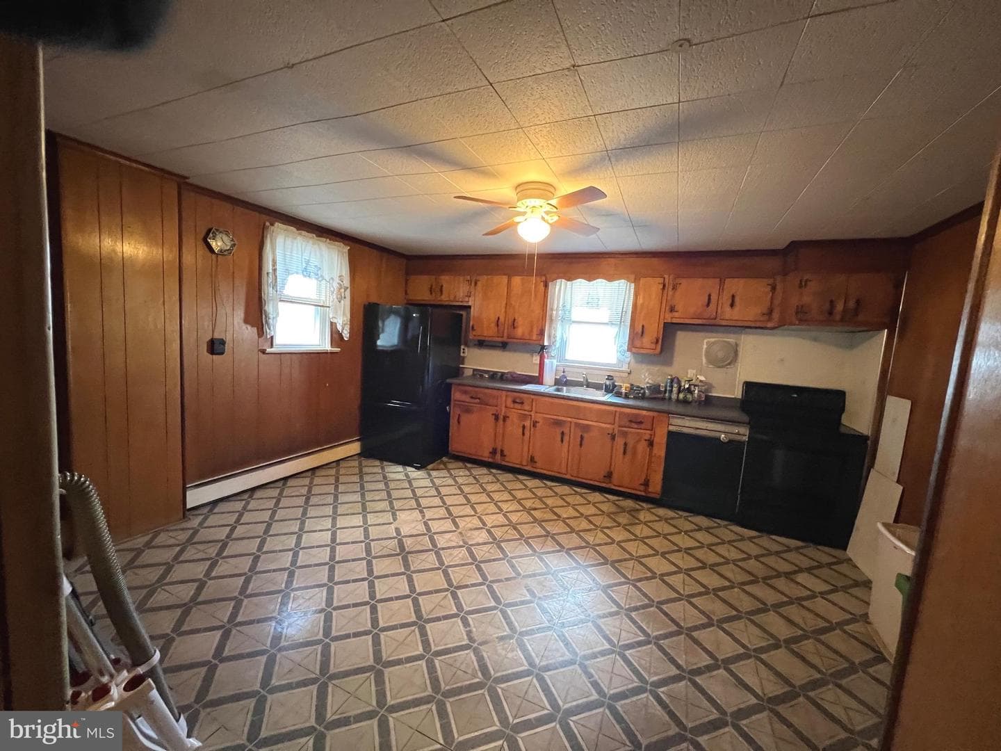 773 Grove Street photo 14