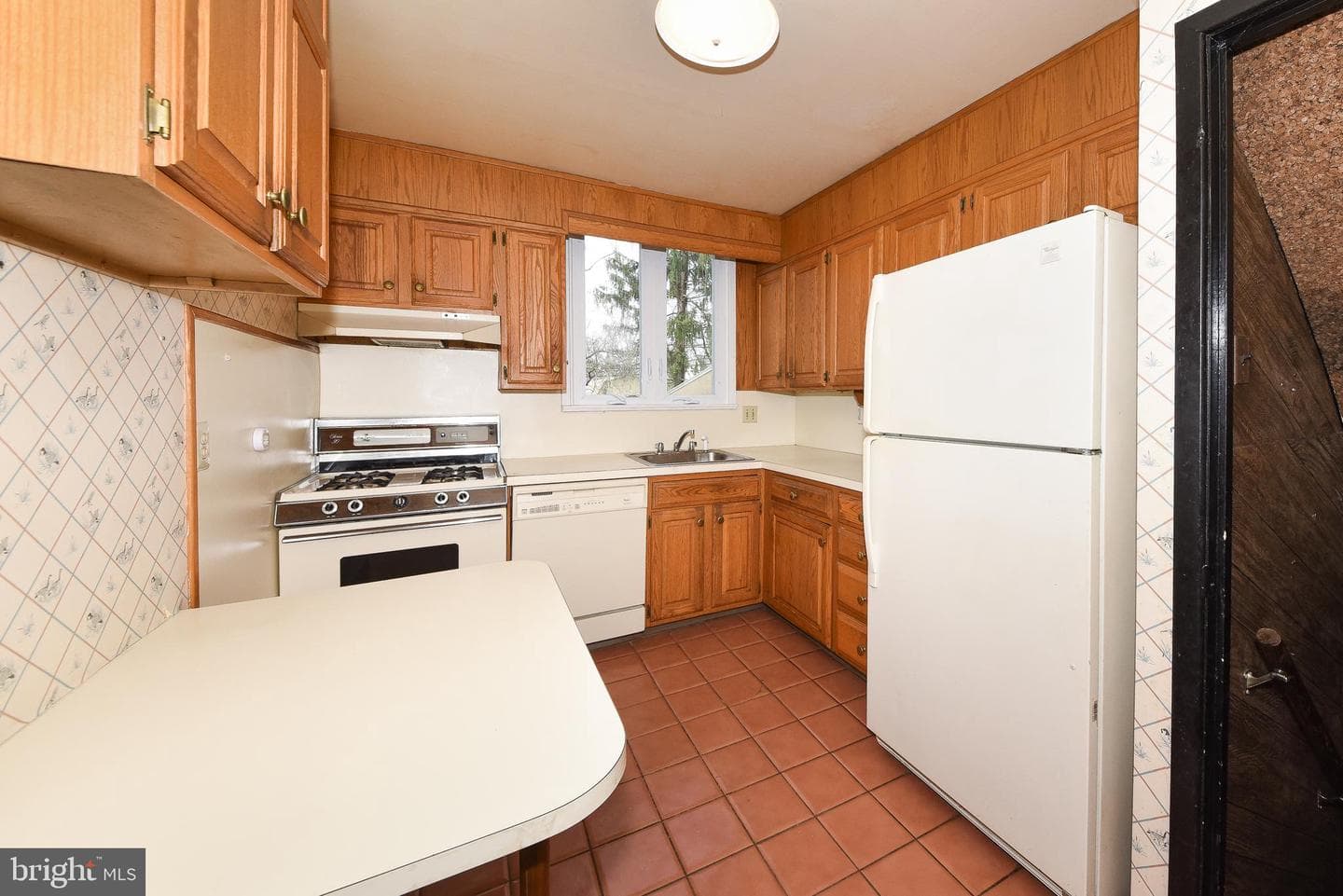 515 Bradford Road photo 13