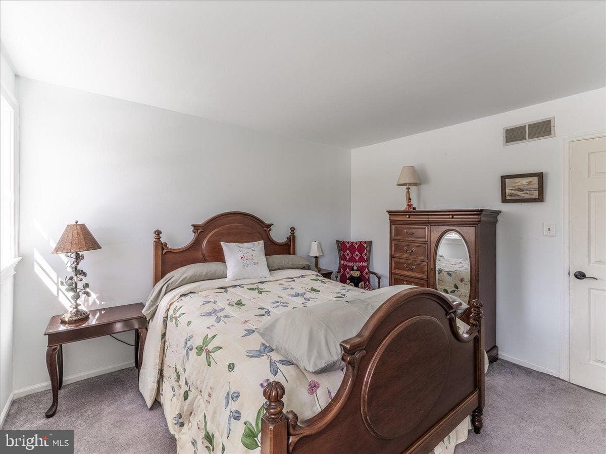 2743 Lantern Lane photo 23