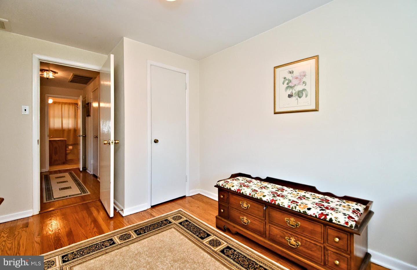 1394 Pine Street photo 20
