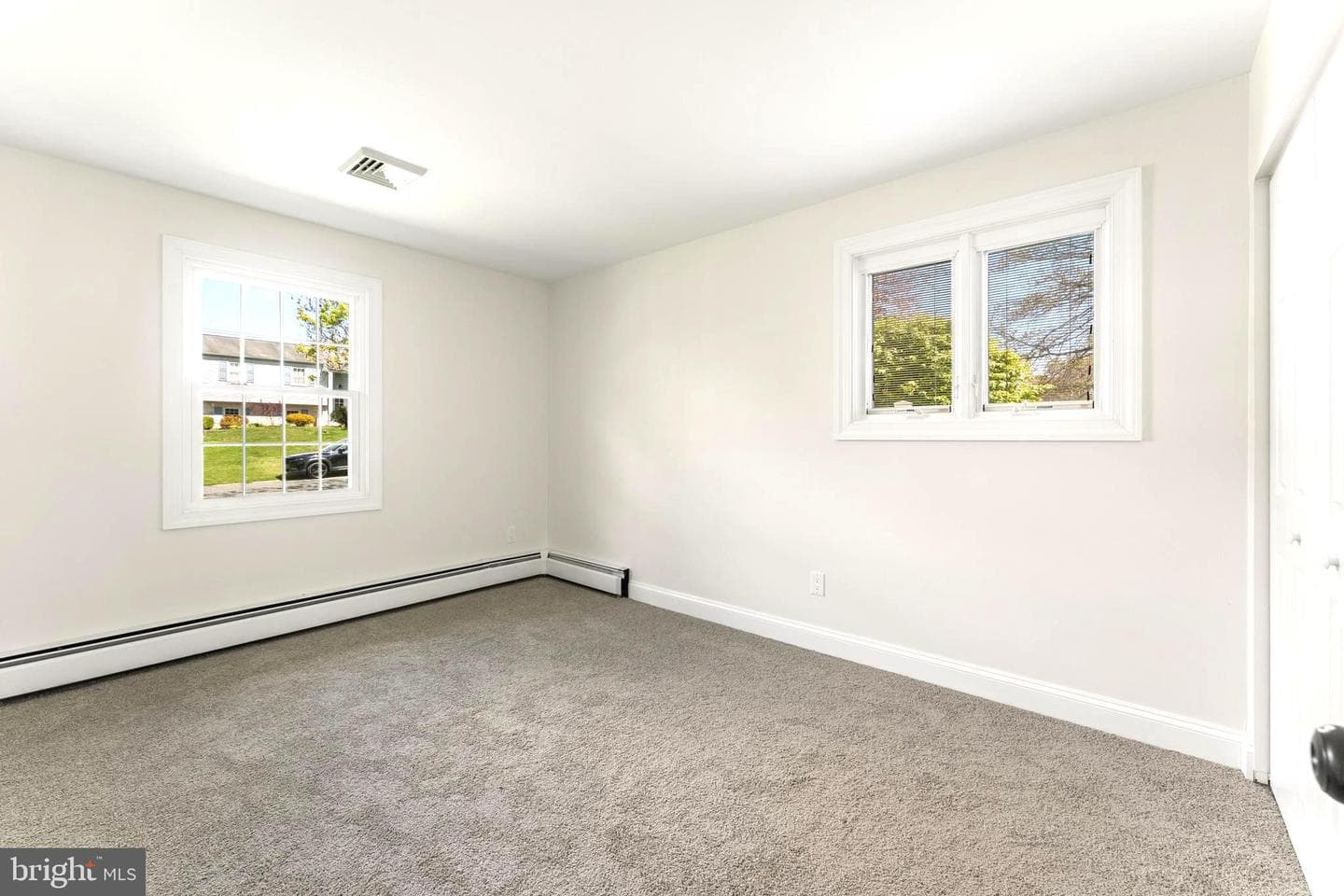 380 Thrush Drive photo 34