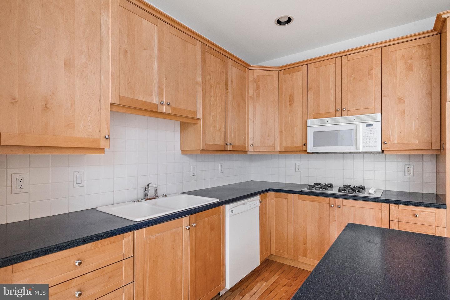 1118 Brians Way photo 8