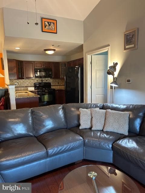 3920 Ashland Drive #327 photo 33