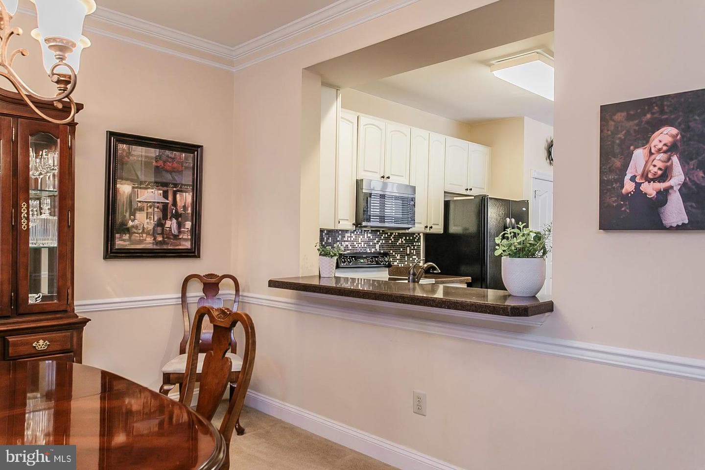 8 Newbury Way photo 13