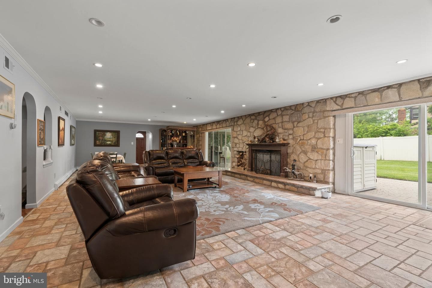 3778 Wheatsheaf Road photo 11