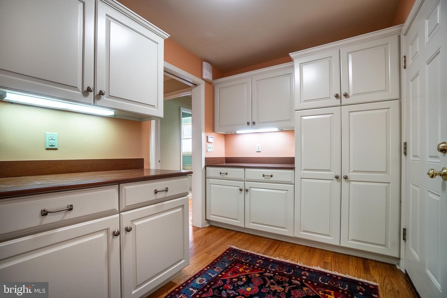 328 Conshohocken State photo 20