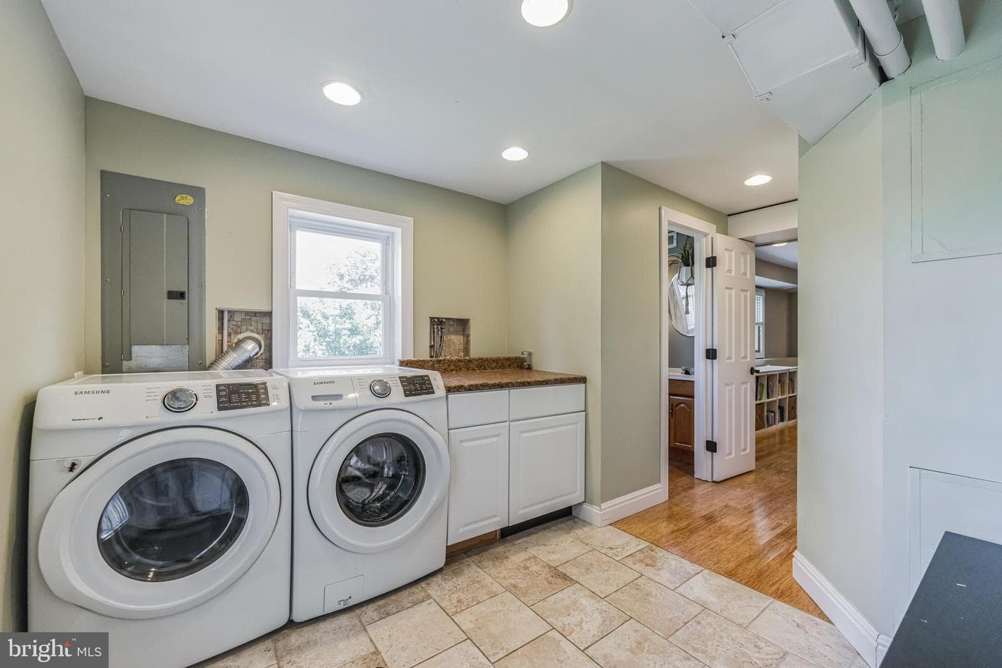 2921 Denise Road photo 15