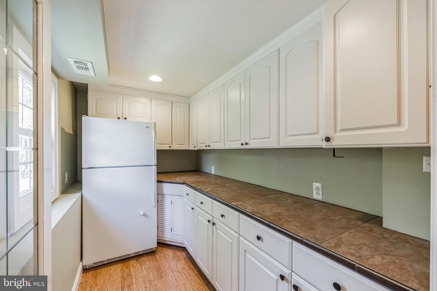 2921 Denise Road photo 16