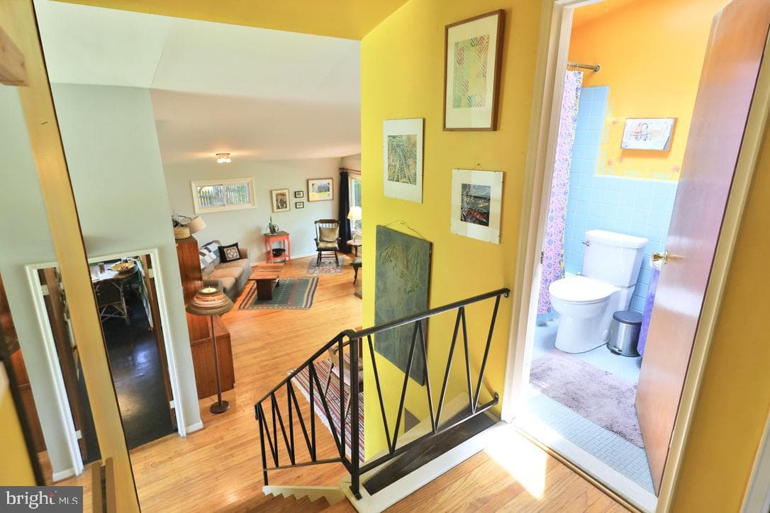 910 Bent Lane photo 32