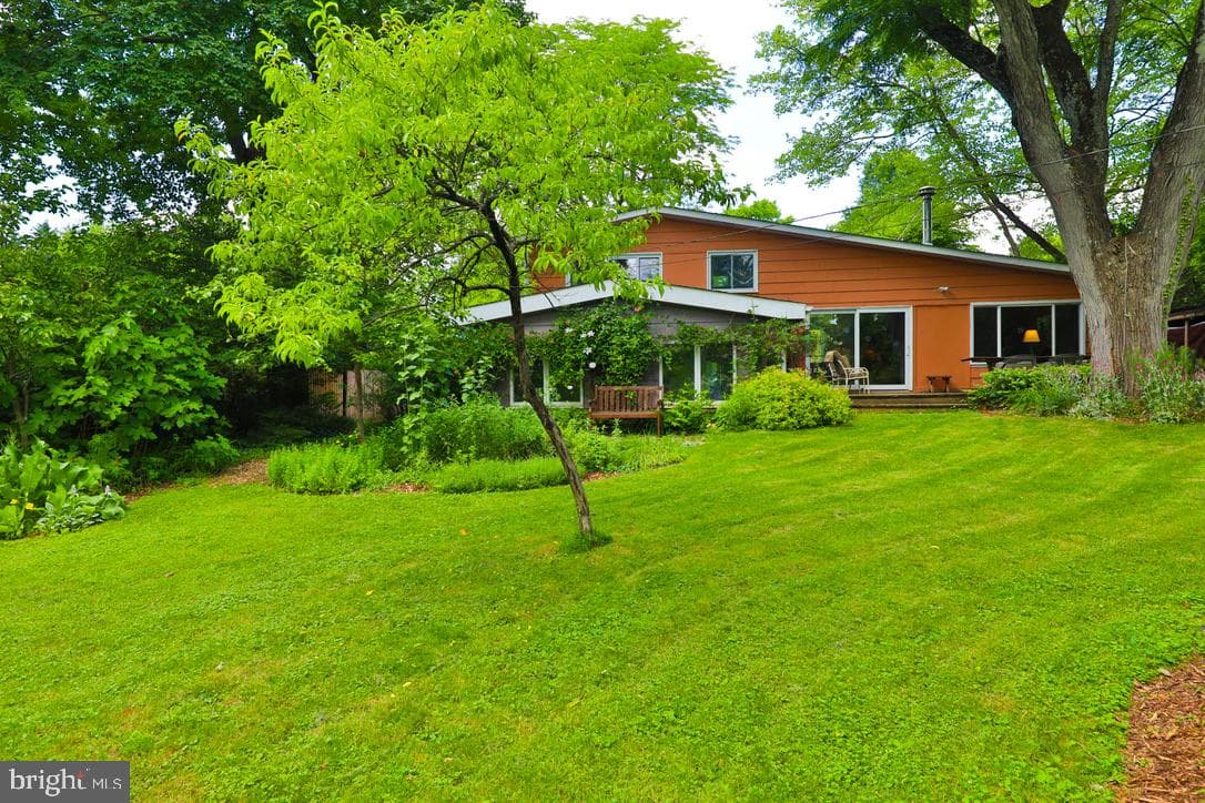 910 Bent Lane photo 43