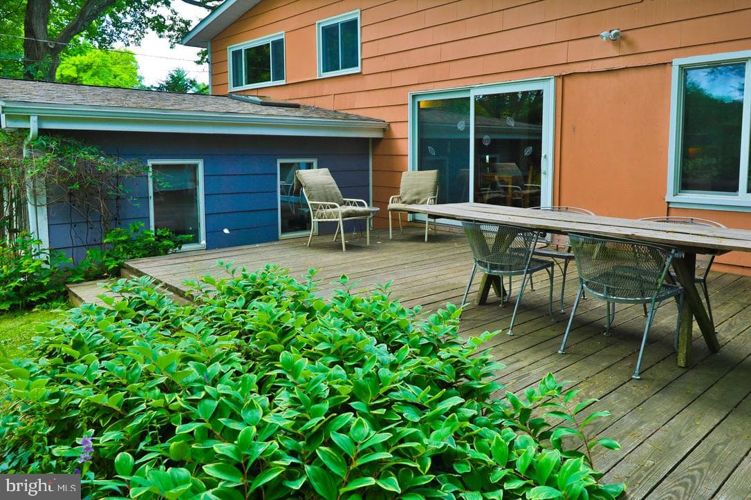 910 Bent Lane photo 46