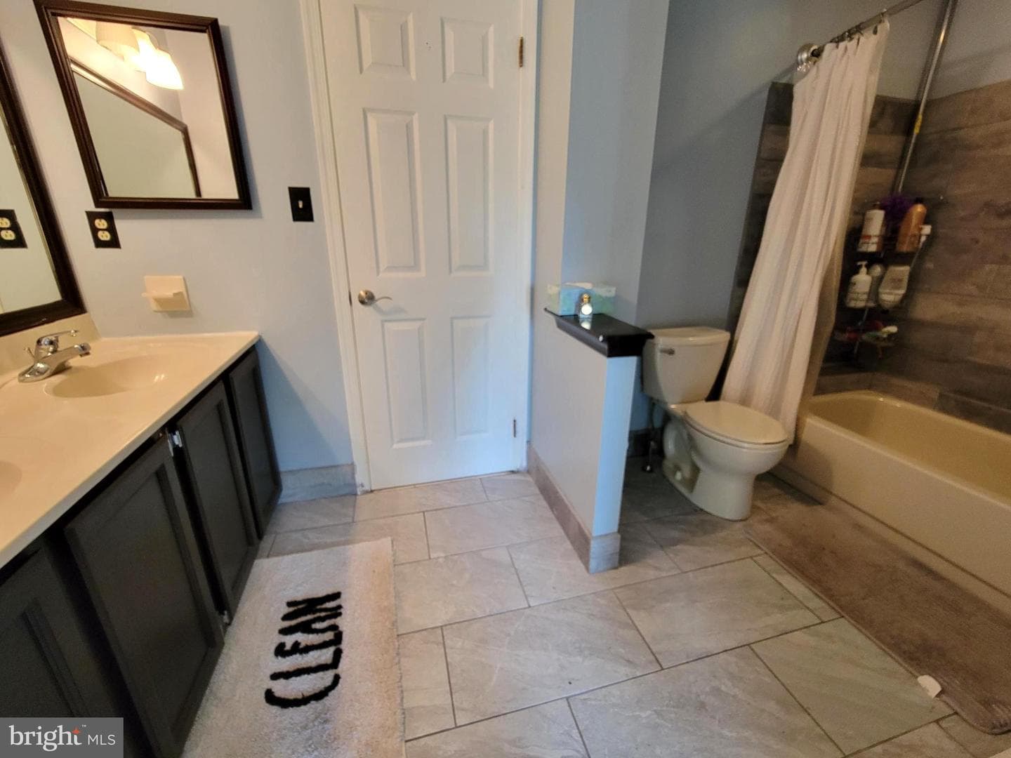 602 Greentree photo 36
