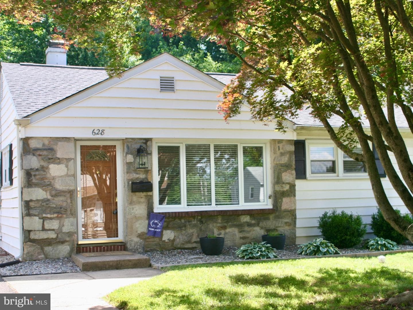 628 Beechwood Road photo 2