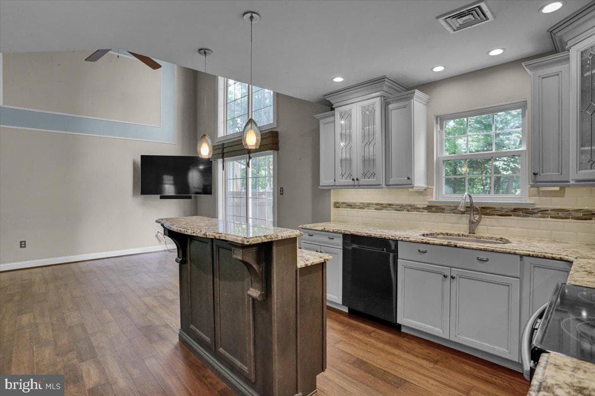 167 Ivy Lane photo 10