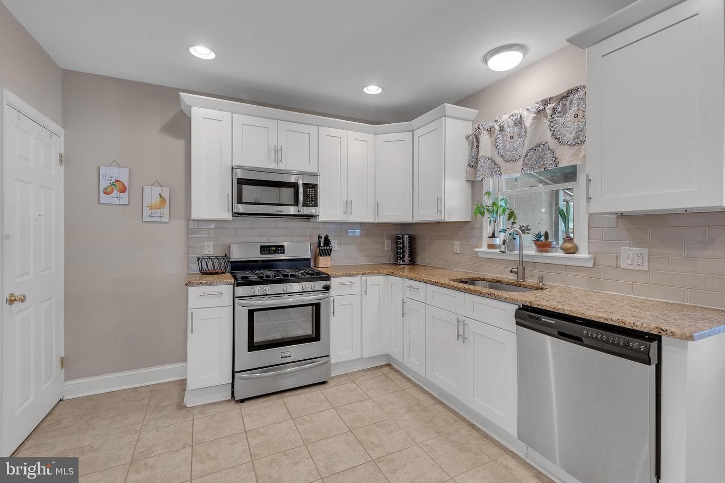 114 8th Street photo 14