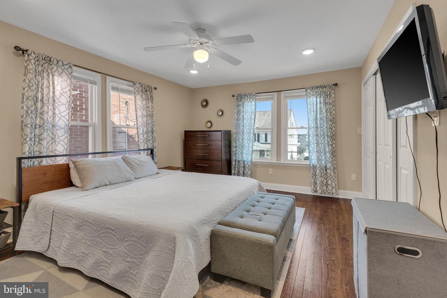 114 8th Street photo 17