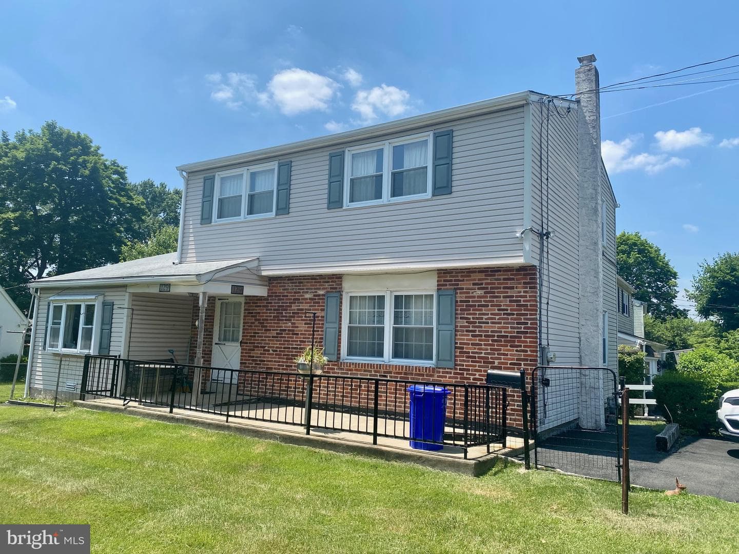 129 N Warminster Road photo 1