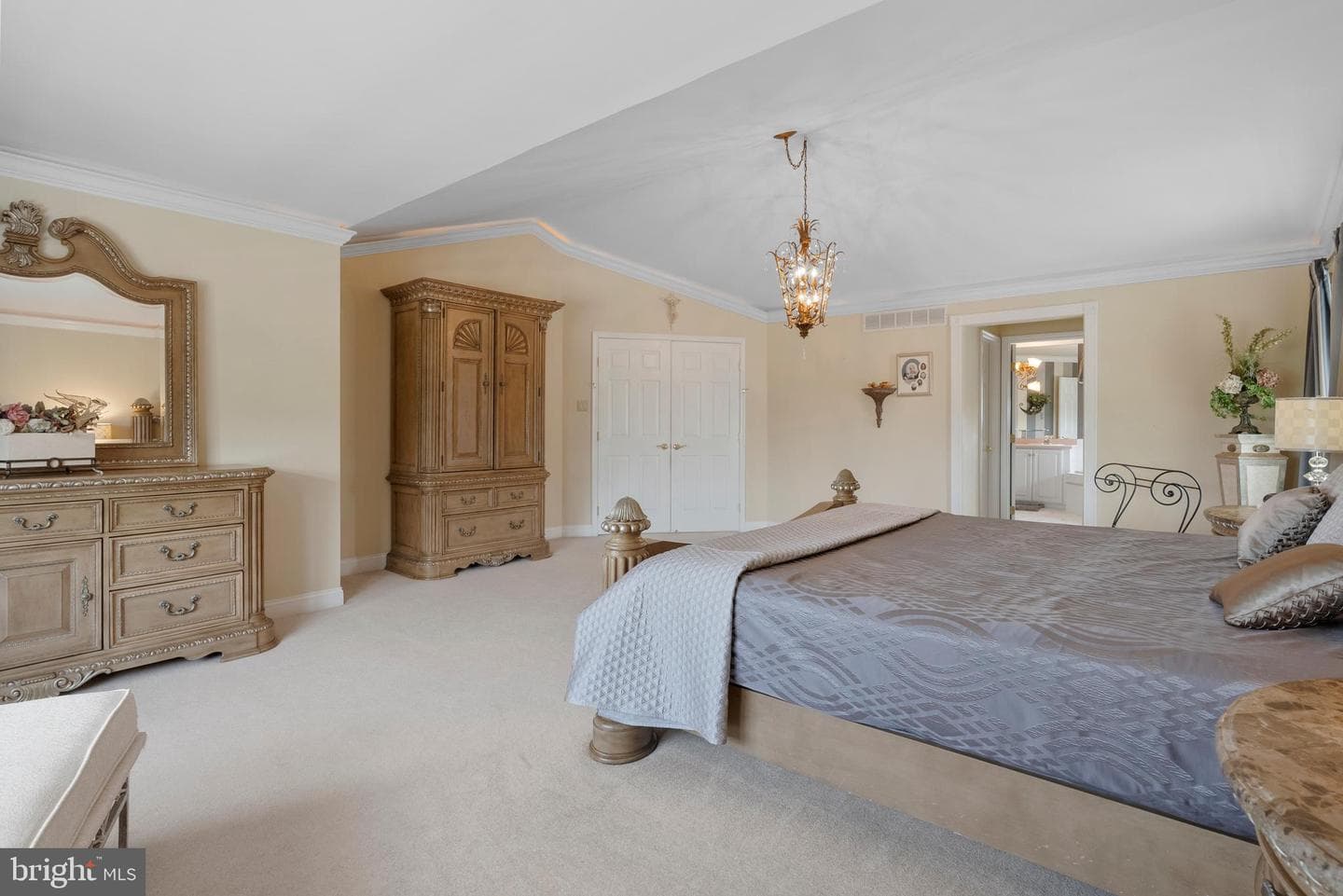 128 Banbury Avenue photo 29