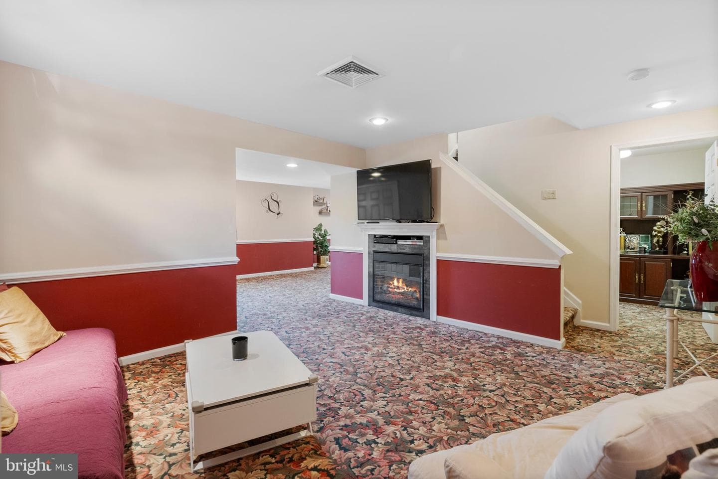128 Banbury Avenue photo 37