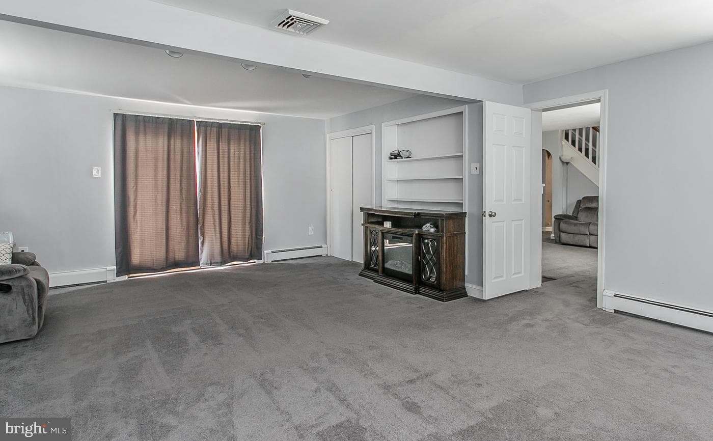 641 King Road photo 11