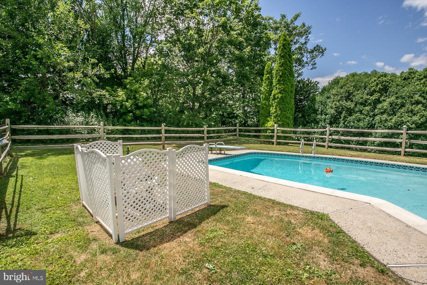 641 King Road photo 38