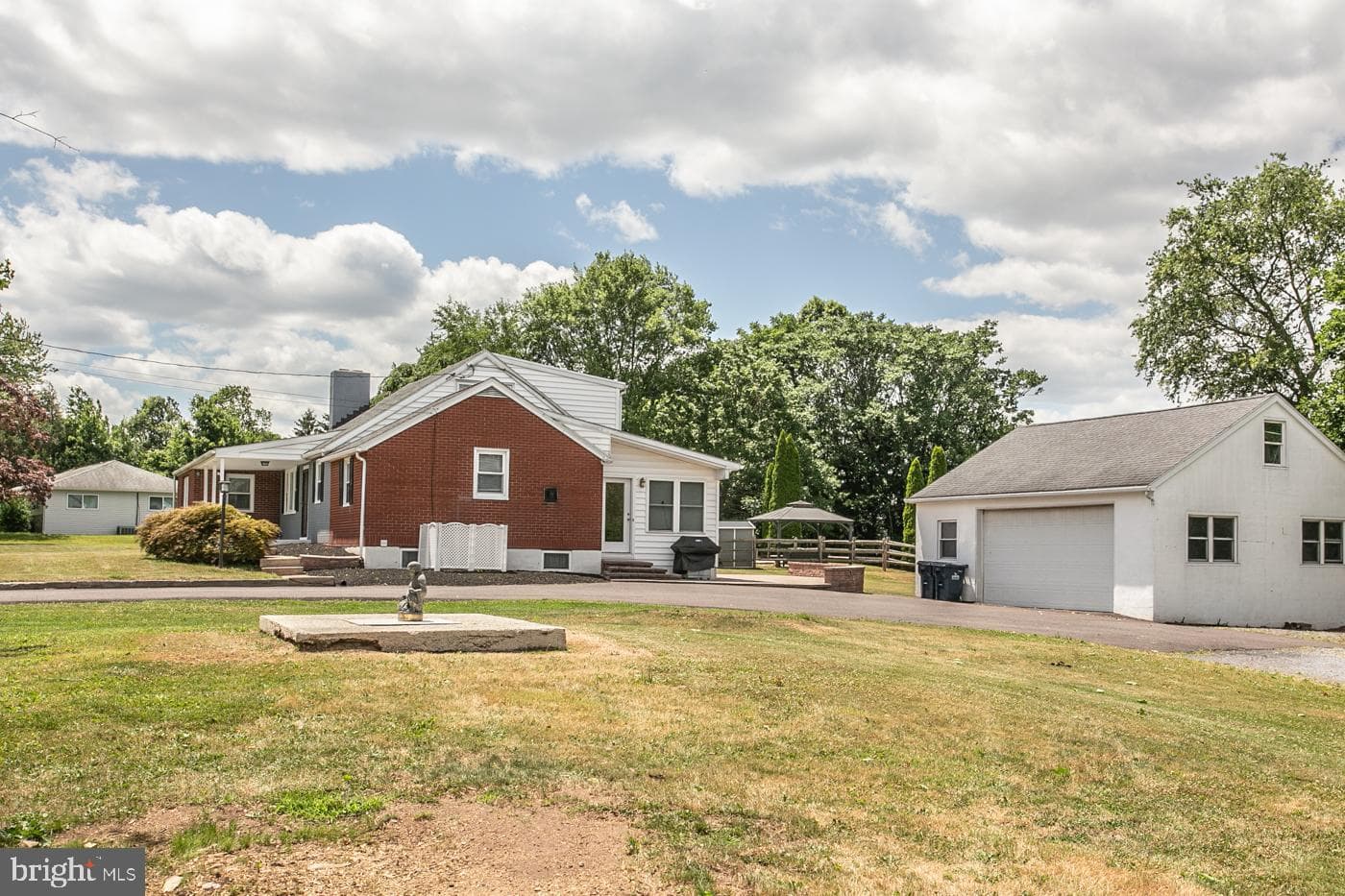 641 King Road photo 56