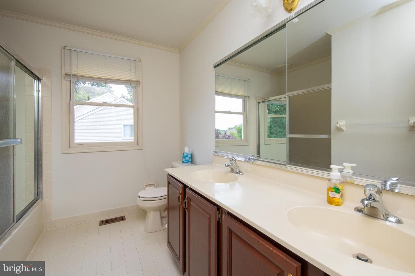 203 Steeplechase Drive photo 24