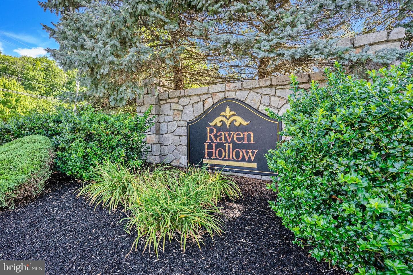 134 Raven Hollow Drive photo 37
