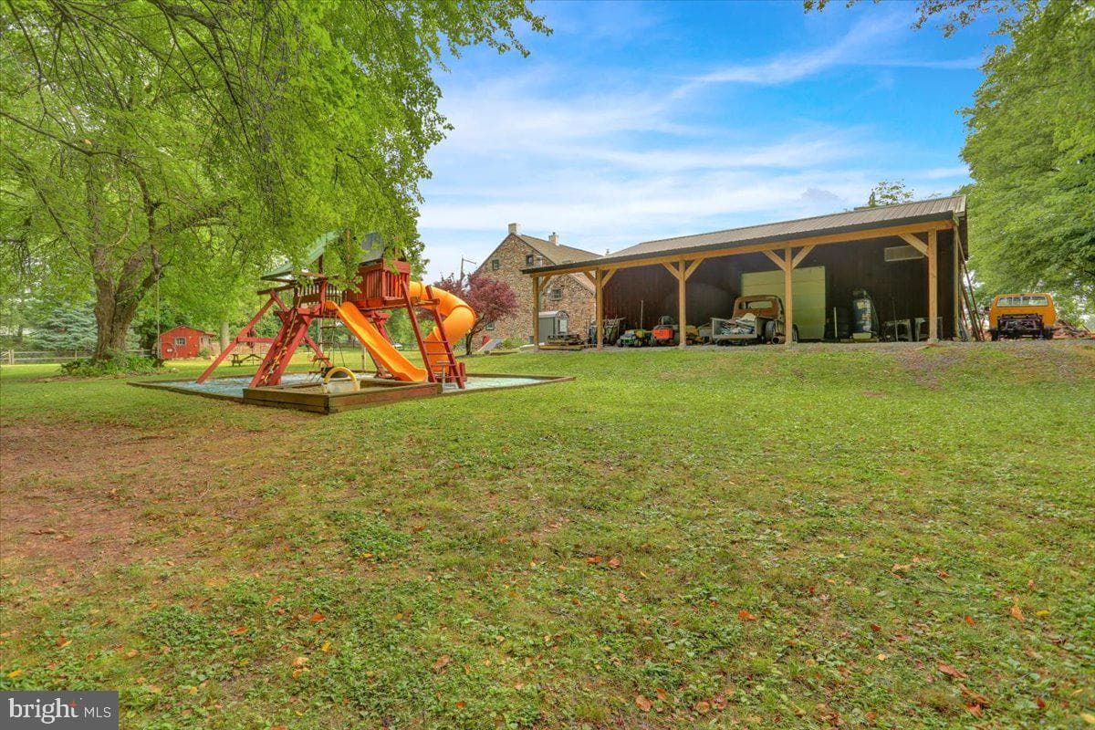1050 Grosser Road photo 14