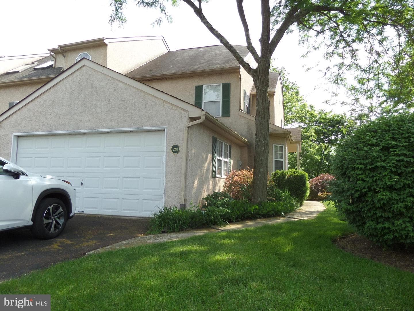 281 Parkview Drive photo 23