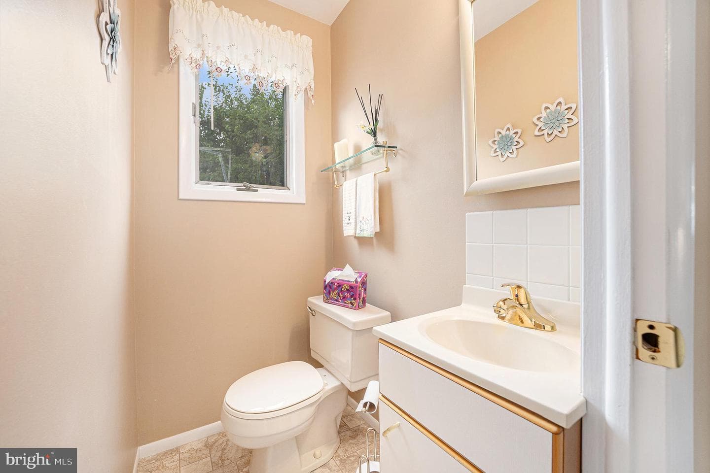 35 Latchstring Lane photo 18