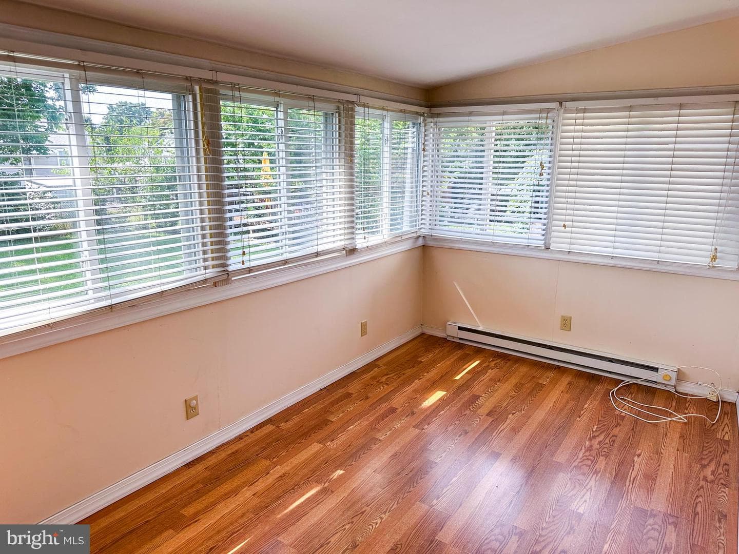 311 Laurel Avenue photo 22