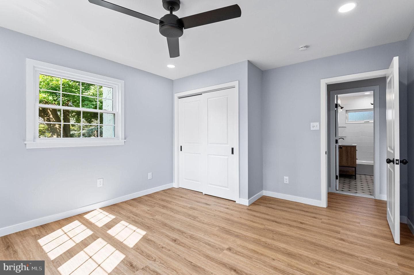 604 Tennis Avenue photo 9