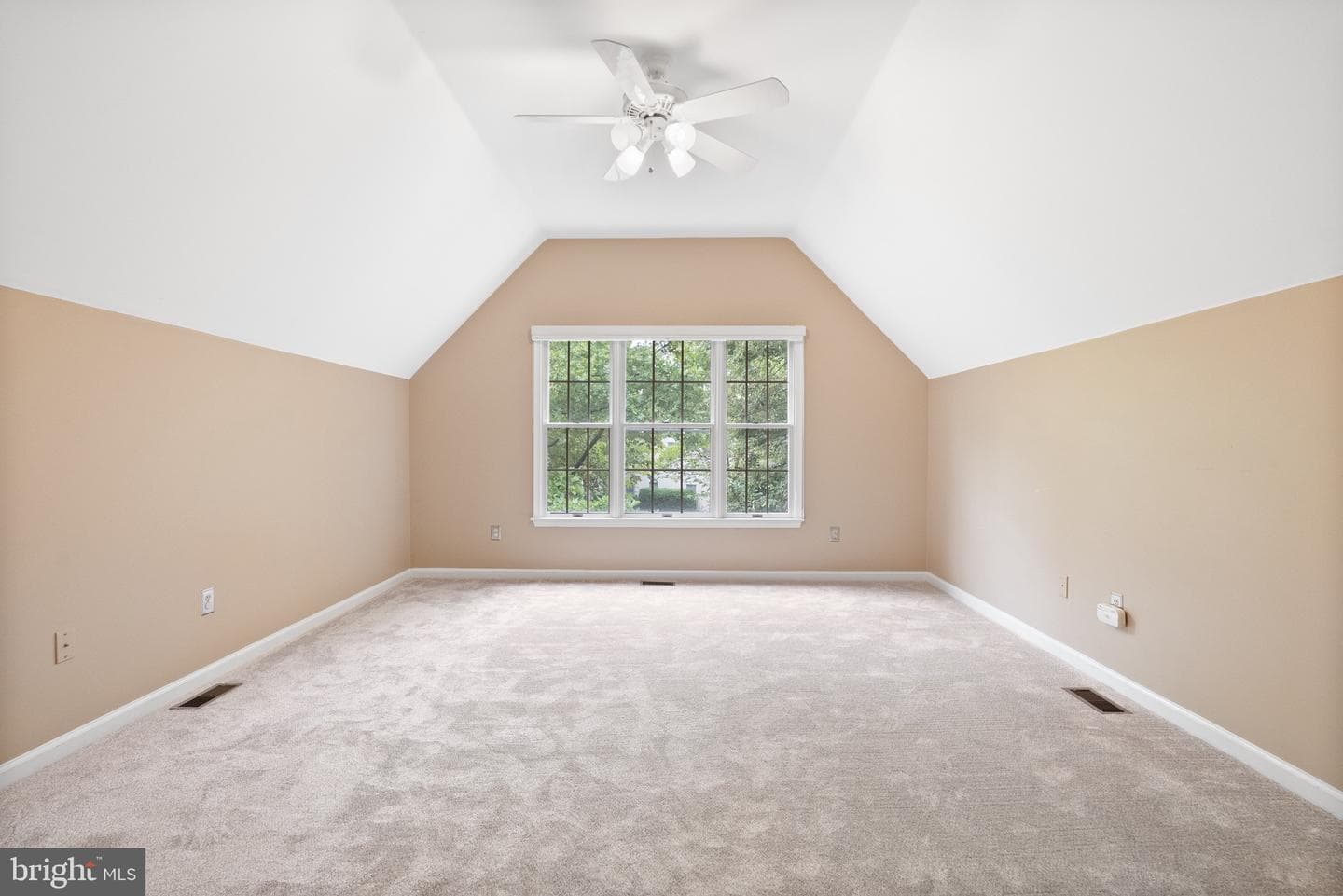 109 Cypress Point Place photo 18