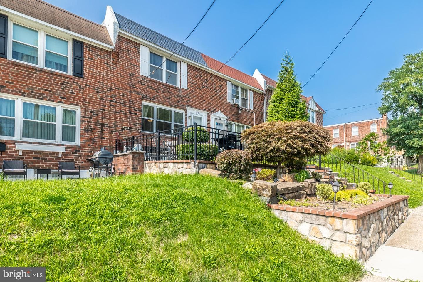 1324 W Beech Street photo 4