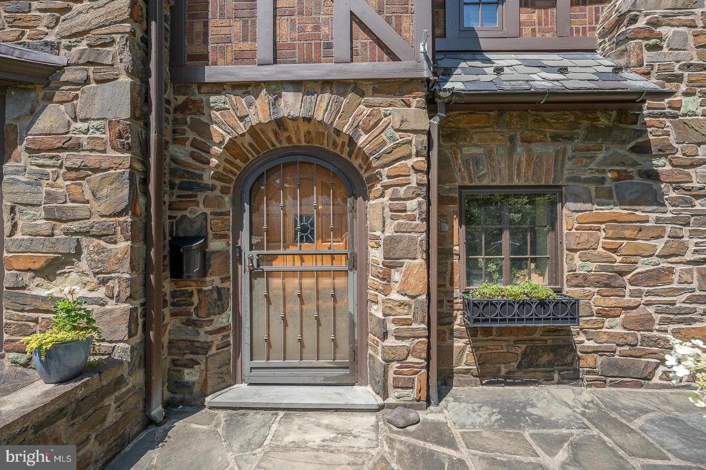 1231 Wyngate Road photo 3