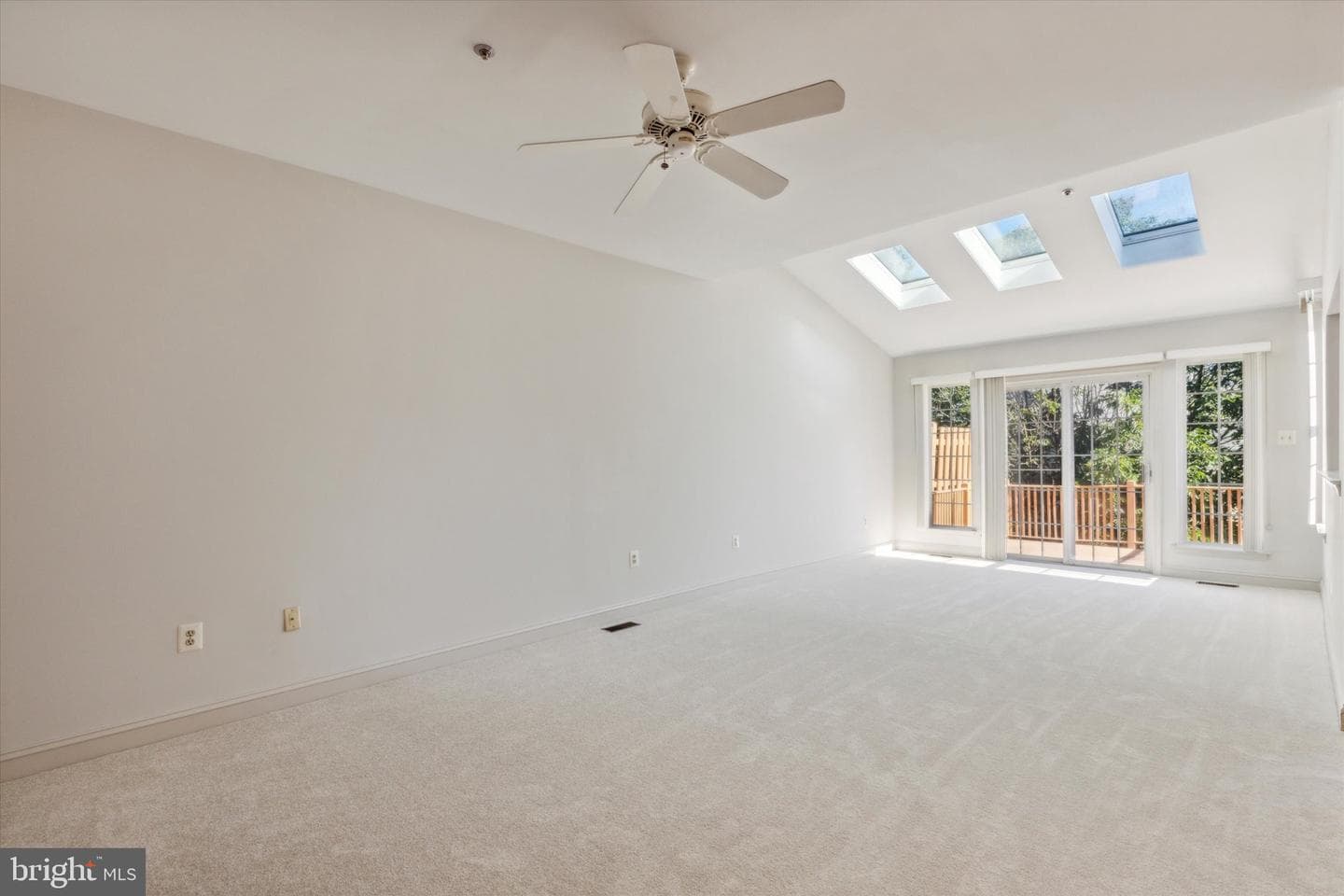 130 Harvest Lane photo 8