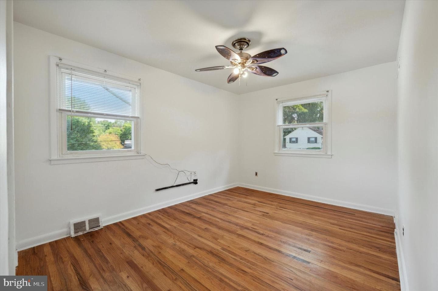 506 Harrison Avenue photo 9