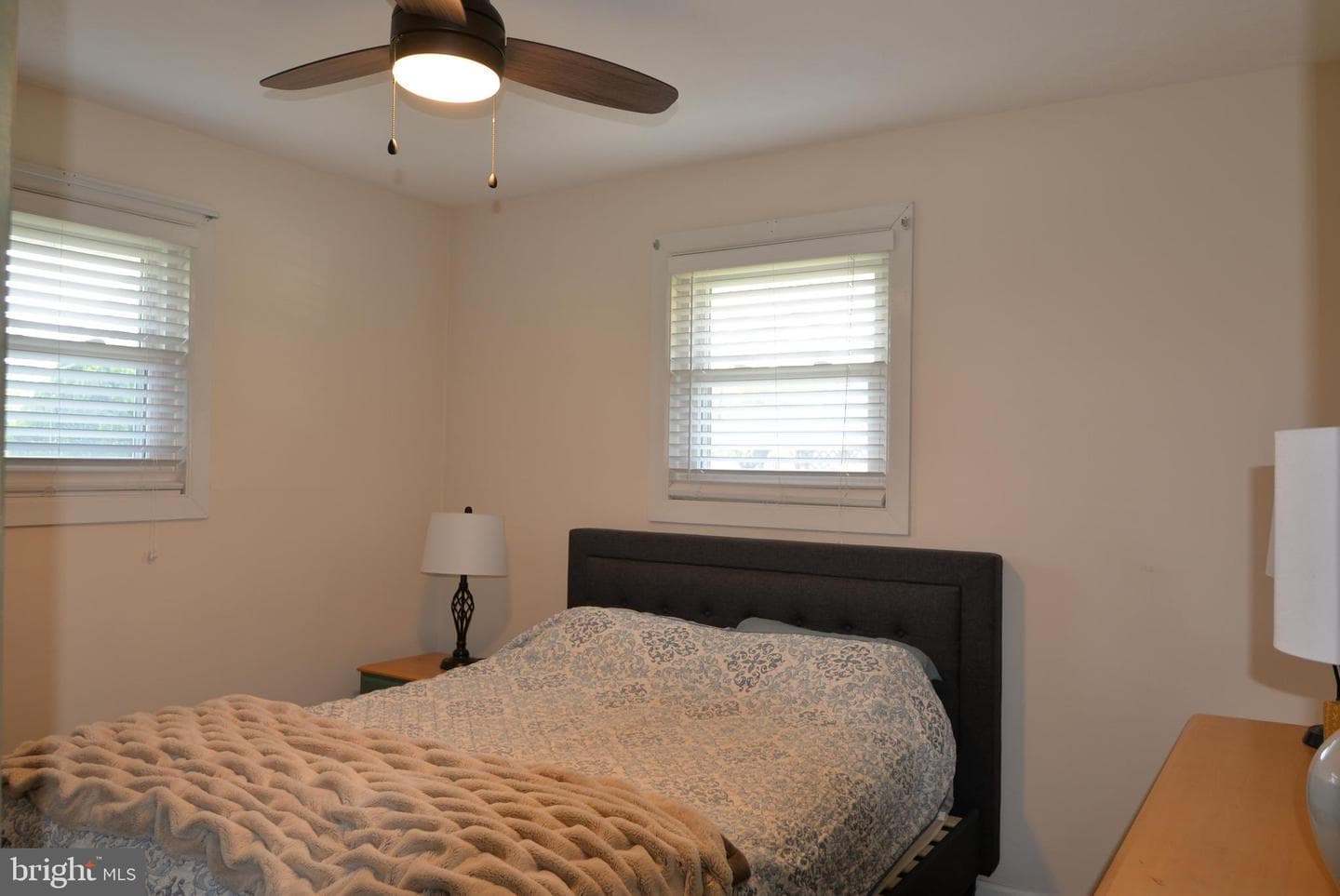 174 N Highland Avenue photo 13