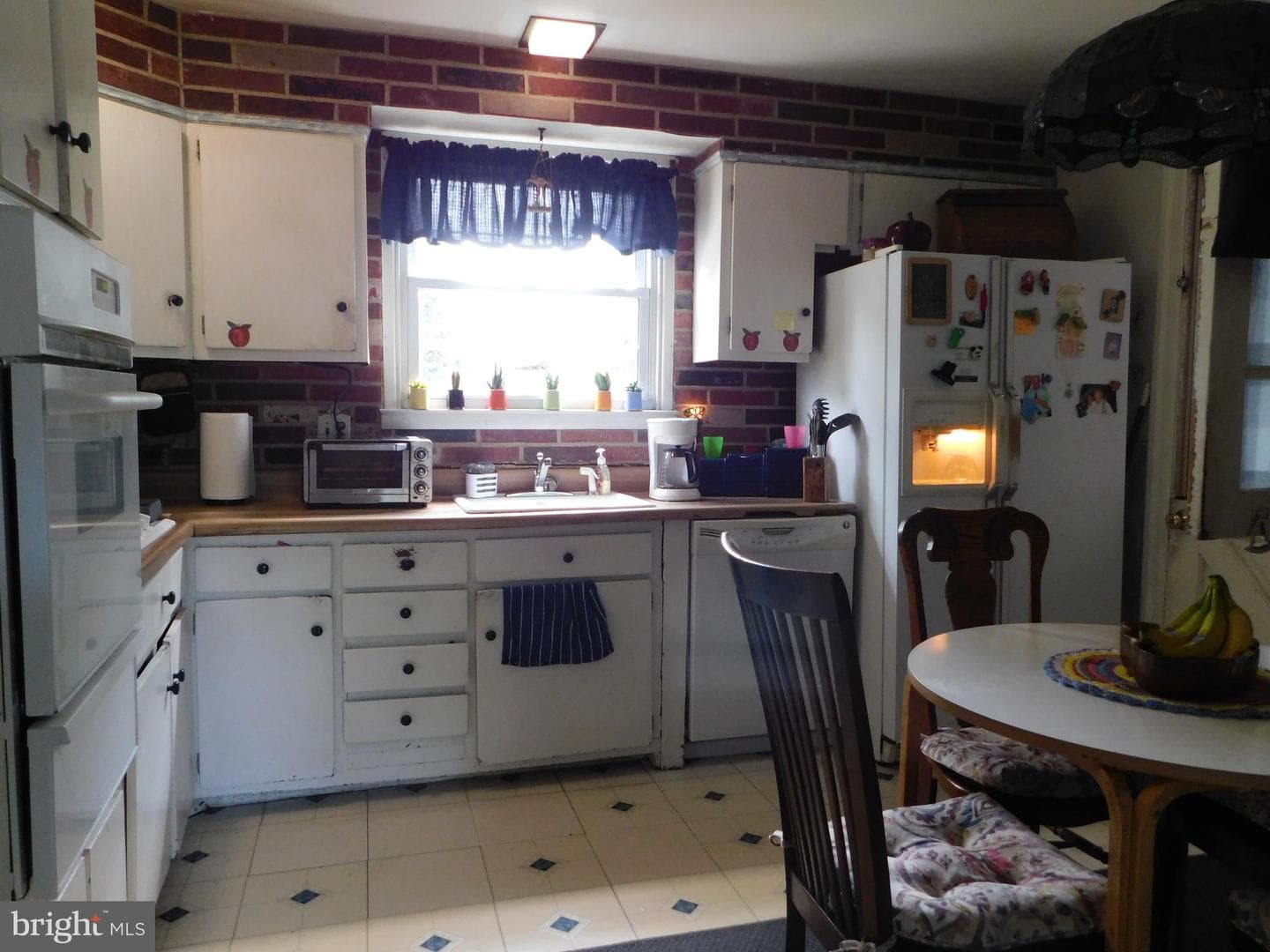 1700 Magnolia photo 9