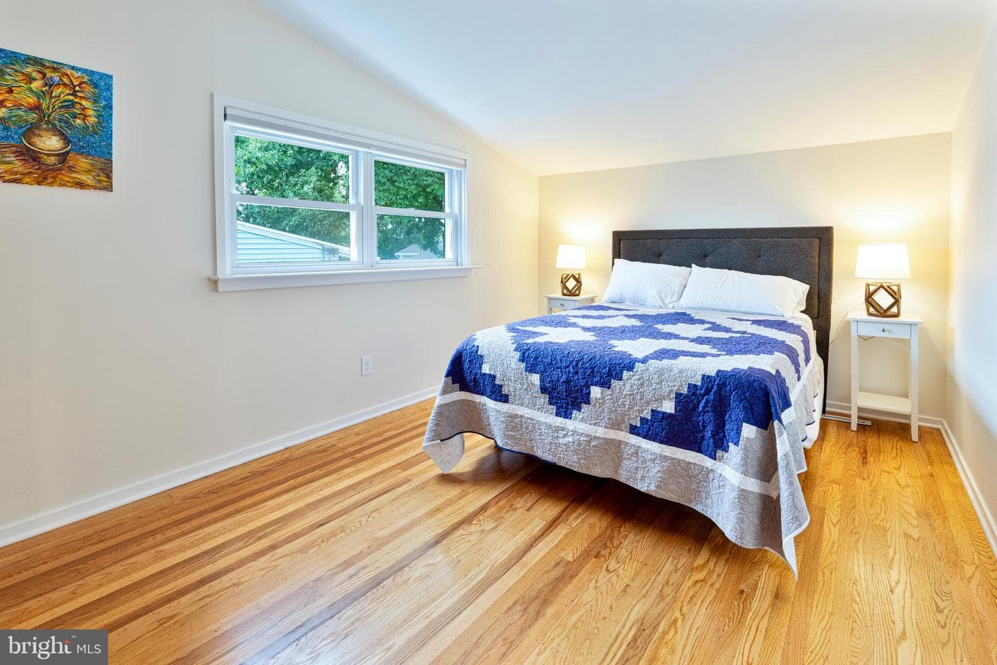 418 Haywood Road photo 14