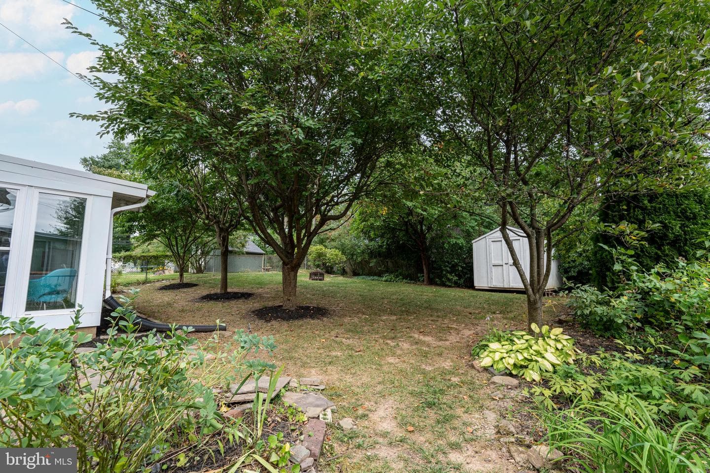 418 Haywood Road photo 25