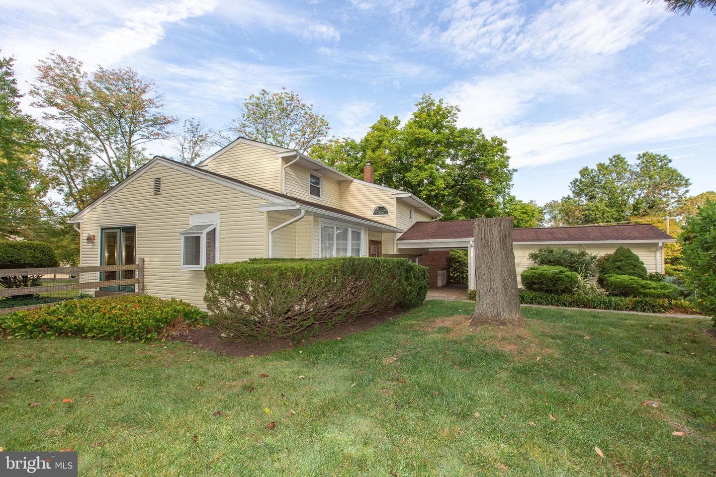 472 Rittenhouse photo 23