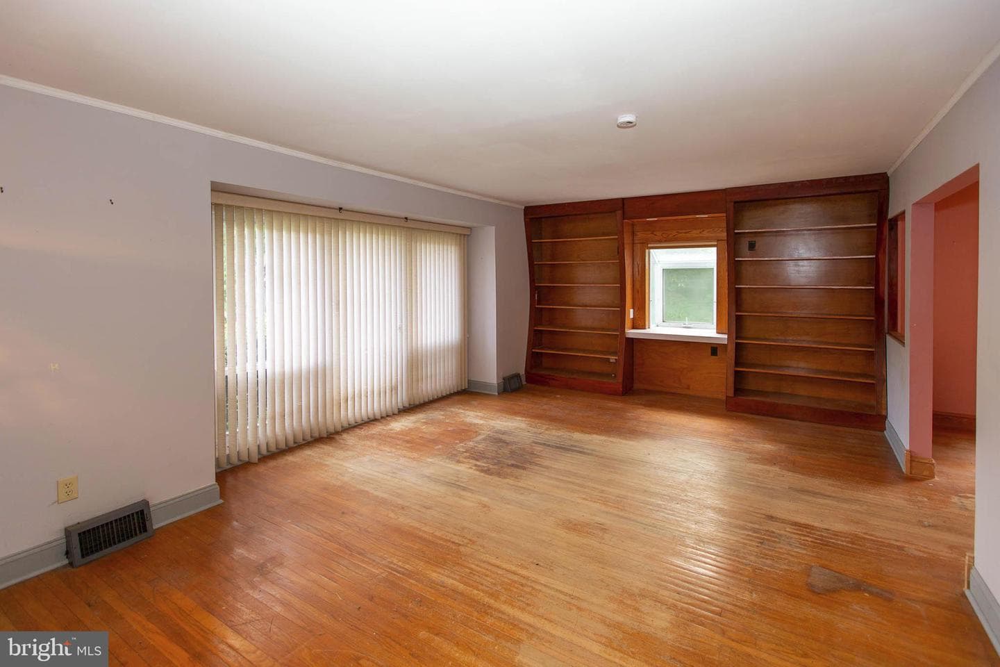 472 Rittenhouse photo 3