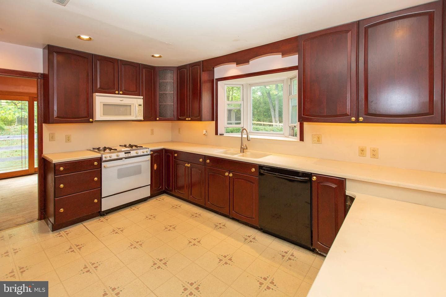 472 Rittenhouse photo 8