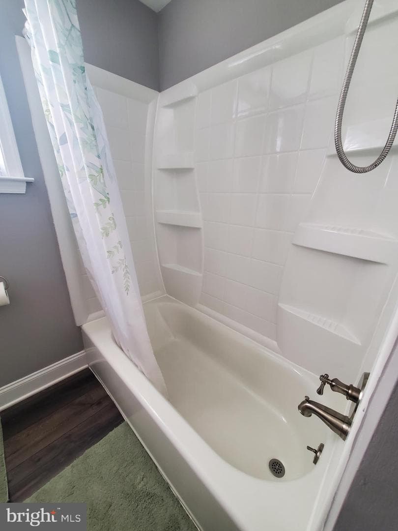 8 Laurel Lane photo 10